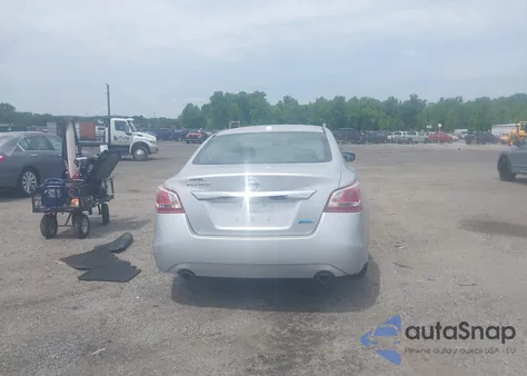 2013 Nissan Altima 2.5 Sv z USA, uszkodzony, nr VIN 1N4AL3AP0DC129570